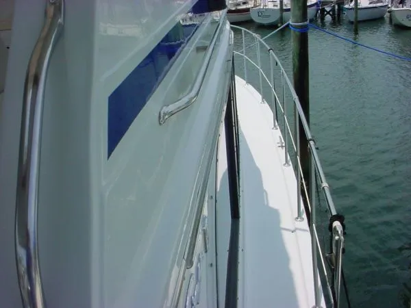 Slide: The Image of Chris-Craft 426 Catalina - TURNKEY LIVEABOARD 1988 - 2