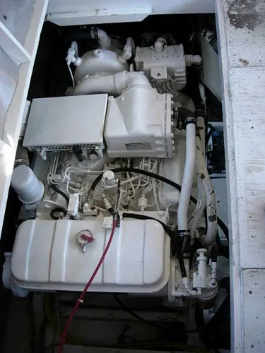 Slide: The Image of Chris-Craft 427 Catalina 1988 - 4