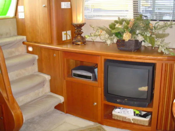 Slide: The Image of Silverton 39 Motor Yacht-**BRING OFFERS! SHORT SALE POSSIBLE!** 2003 - 8