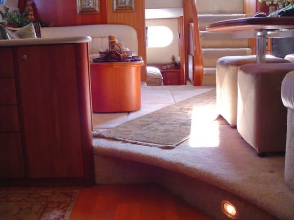 Slide: The Image of Silverton 39 Motor Yacht-**BRING OFFERS! SHORT SALE POSSIBLE!** 2003 - 9