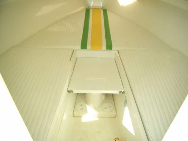 Slide: The Image of Dorado 40 Bluewater Sportfish - Twin Volvo Diesels 2004 - 7