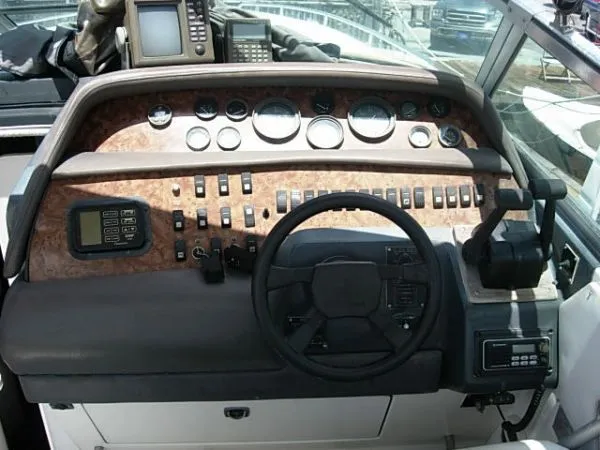Slide: The Image of Sea Ray 380 Sun Sport 1992 - 3