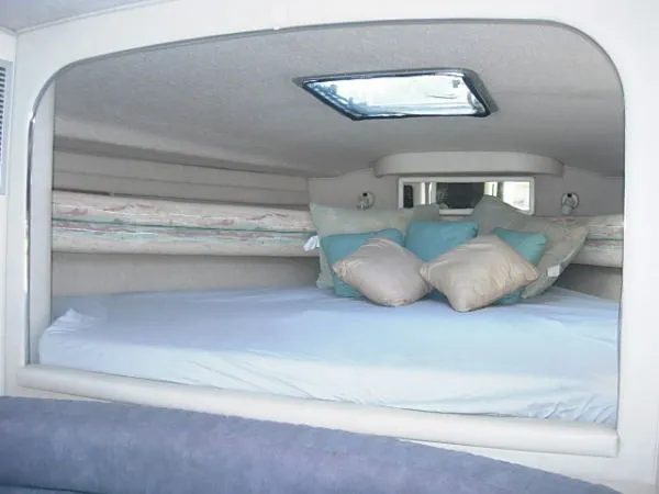 Slide: The Image of Sea Ray 380 Sun Sport 1992 - 8