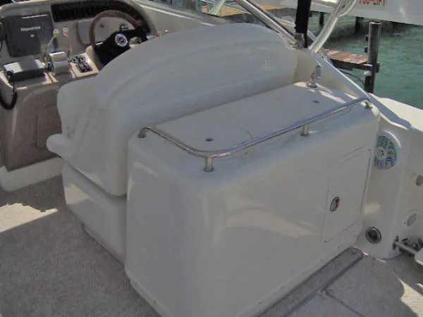 Slide: The Image of Sea Ray 290 Amberjack 2004 - 8