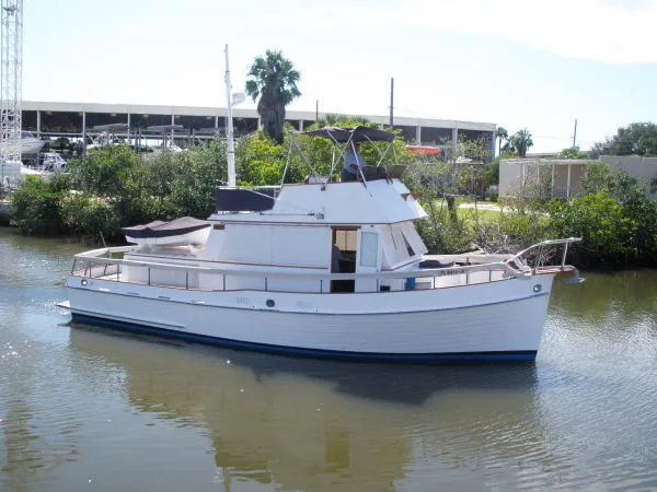 Slide: The Image of Grand Banks 36 Classic Trawler 1969 - 2