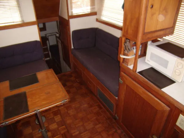 Slide: The Image of Grand Banks 36 Classic Trawler 1969 - 7