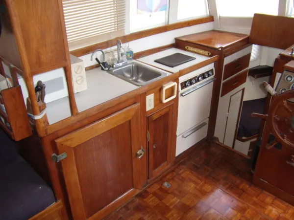 Slide: The Image of Grand Banks 36 Classic Trawler 1969 - 8