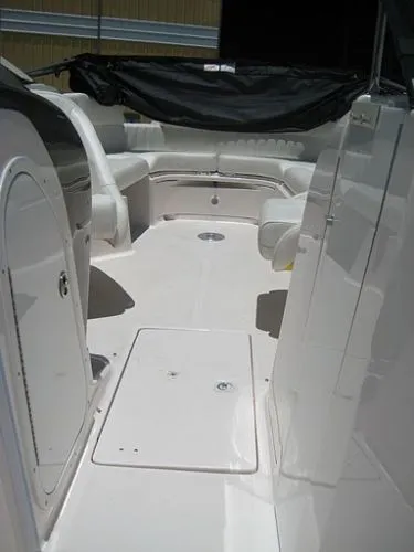 Slide: The Image of Regal 2400 Bow Rider - Includes Trailer! 2007 - 6