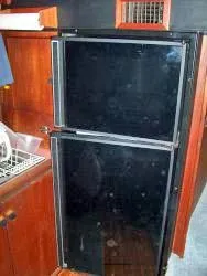 Slide: The Image of Bayliner 3870 Motor Yacht 1987 - 9