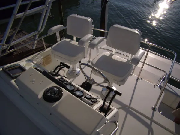 Slide: The Image of Silverton 37 Convertible w/ Twin 350 HP Yanmars - MUST SELL ! 1995 - 3