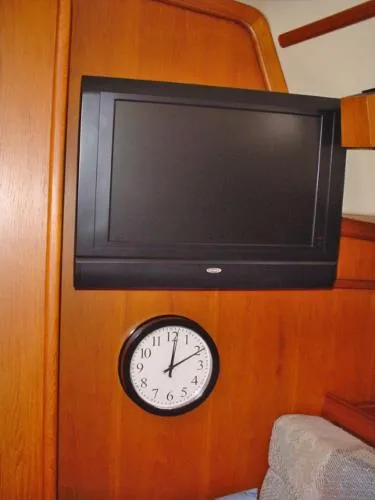 Slide: The Image of Island Packet 40 Cutter Rig 1998 - 9