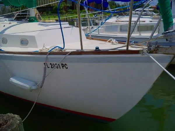 Slide: The Image of Bristol 29.9 Sloop 1977 - 4