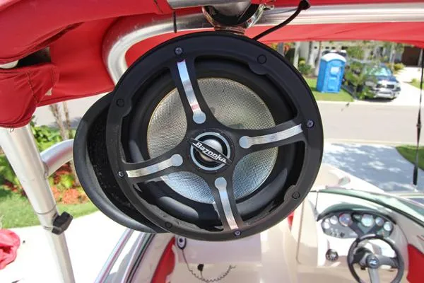 Slide: The Image of Sea Ray 185 Sport 2007 - 11