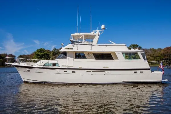 Slide: The Image of Hatteras Cockpit Motor Yacht 1986 - 0