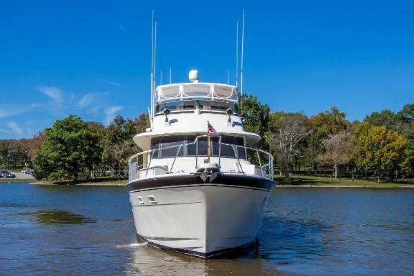 Slide: The Image of Hatteras Cockpit Motor Yacht 1986 - 2