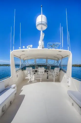 Slide: The Image of Hatteras Cockpit Motor Yacht 1986 - 6