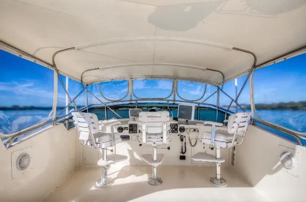 Slide: The Image of Hatteras Cockpit Motor Yacht 1986 - 8
