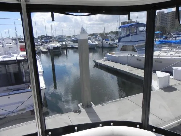 Slide: The Image of Sea Ray 390 Motor Yacht 2004 - 4