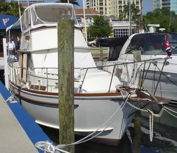 Slide: The Image of Gulfstar 36 Mark II Trawler 1975 - 3