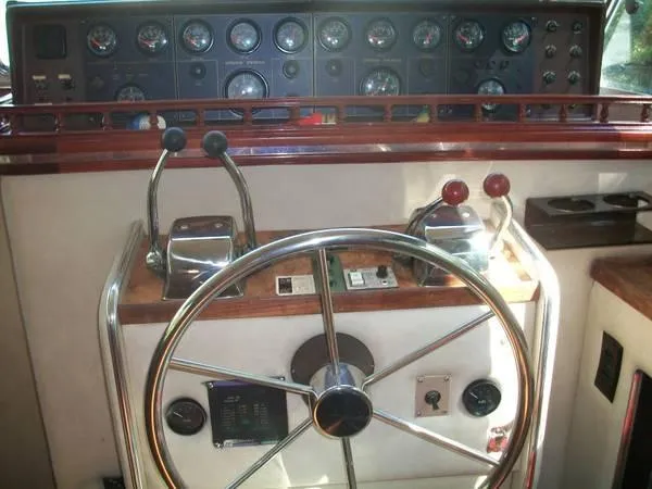 Slide: The Image of Chris-Craft 380 Corinthian 1984 - 7