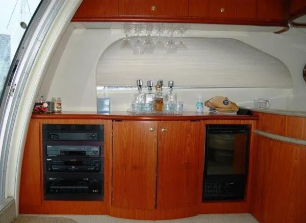 Slide: The Image of Maxum 46 Motor Yacht 1999 - 3
