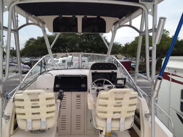 Slide: The Image of Grady White 270 ISLANDER- 06 YAMAHA F250 4 STOKES 2003 - 11
