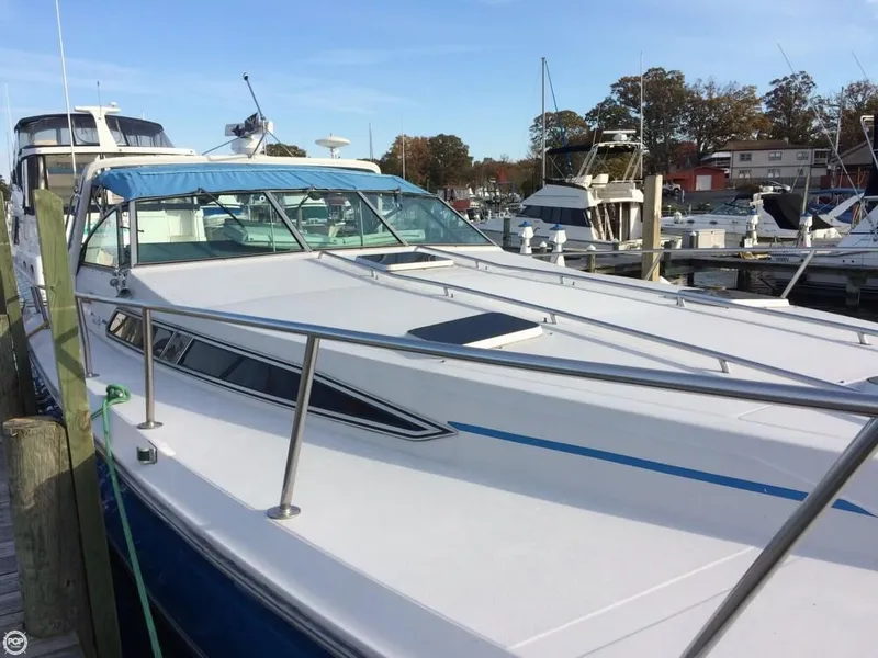 Slide: The Image of Sea Ray 460 Express 1987 - 1