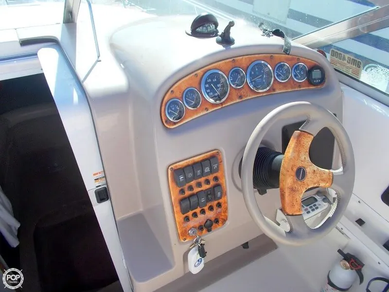 Slide: The Image of Chaparral 240 Signature 1998 - 4