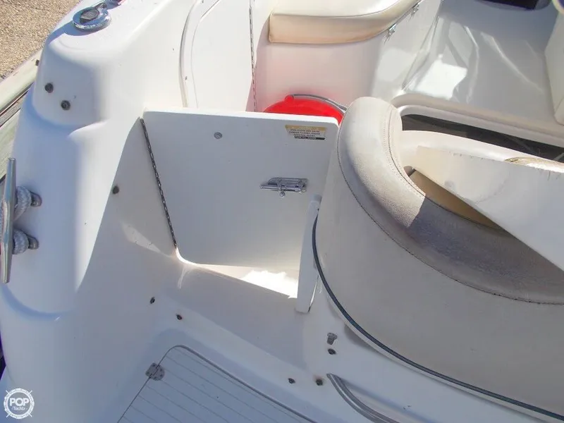 Slide: The Image of Chaparral 240 Signature 1998 - 6