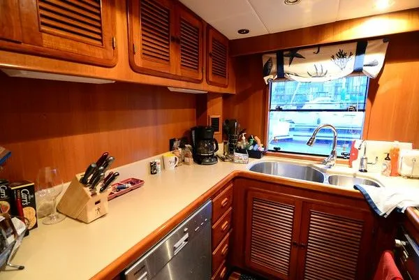 Slide: The Image of DeFever 68 Aft Cockpit Motoryacht 1993 - 11