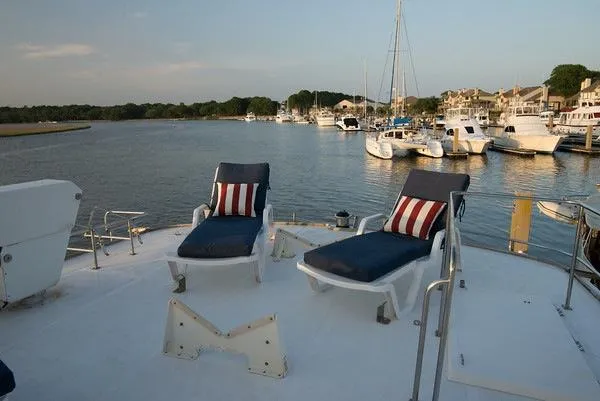 Slide: The Image of DeFever 68 Aft Cockpit Motoryacht 1993 - 4