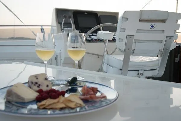 Slide: The Image of DeFever 68 Aft Cockpit Motoryacht 1993 - 5