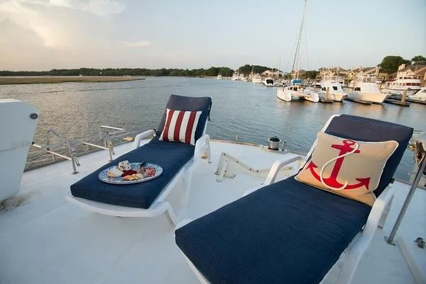 Slide: The Image of DeFever 68 Aft Cockpit Motoryacht 1993 - 6