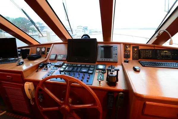 Slide: The Image of DeFever 68 Aft Cockpit Motoryacht 1993 - 7