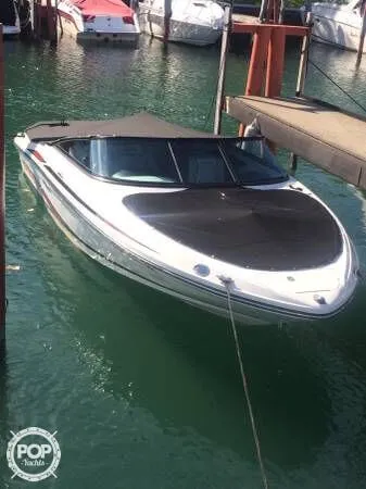 Slide: The Image of Sea Ray 205 Sport 2012 - 10