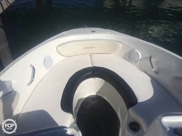 Slide: The Image of Sea Ray 205 Sport 2012 - 9