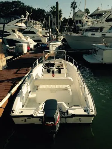 Slide: The Image of Boston Whaler DAUNTLESS 1999 - 2