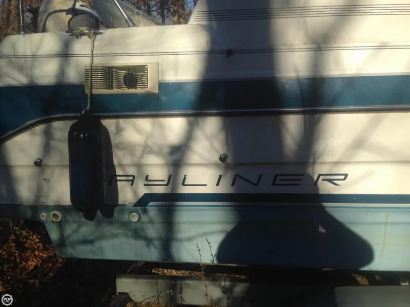 Slide: The Image of Bayliner 2655 Ciera Sunbridge 1991 - 6