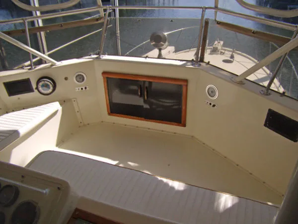 Slide: The Image of Hatteras 43 Convertible Sportfisherman 1979 - 8
