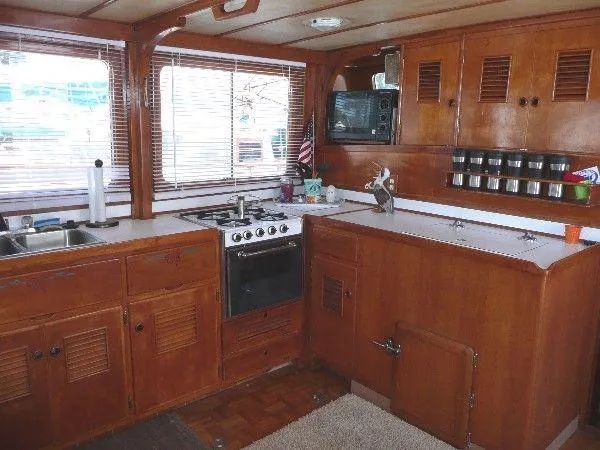 Slide: The Image of Marine Trader Double Cabin Trawler 1977 - 10