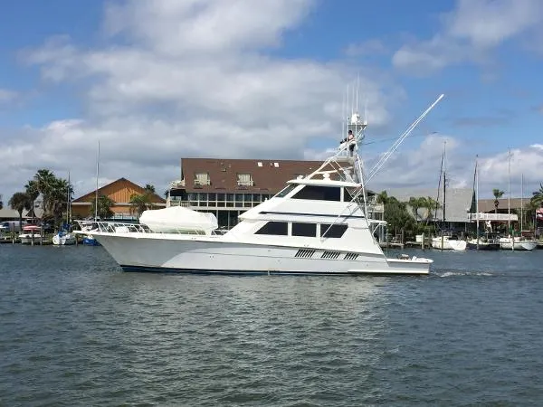 Slide: The Image of Hatteras 65 Enclosed Bridge 1995 - 1