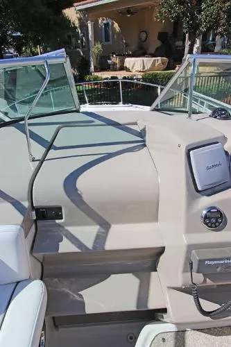 Slide: The Image of Sea Ray 240 Sundancer 2008 - 3