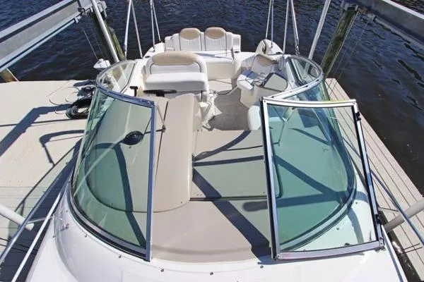 Slide: The Image of Sea Ray 240 Sundancer 2008 - 4