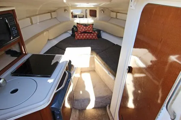 Slide: The Image of Sea Ray 240 Sundancer 2008 - 9