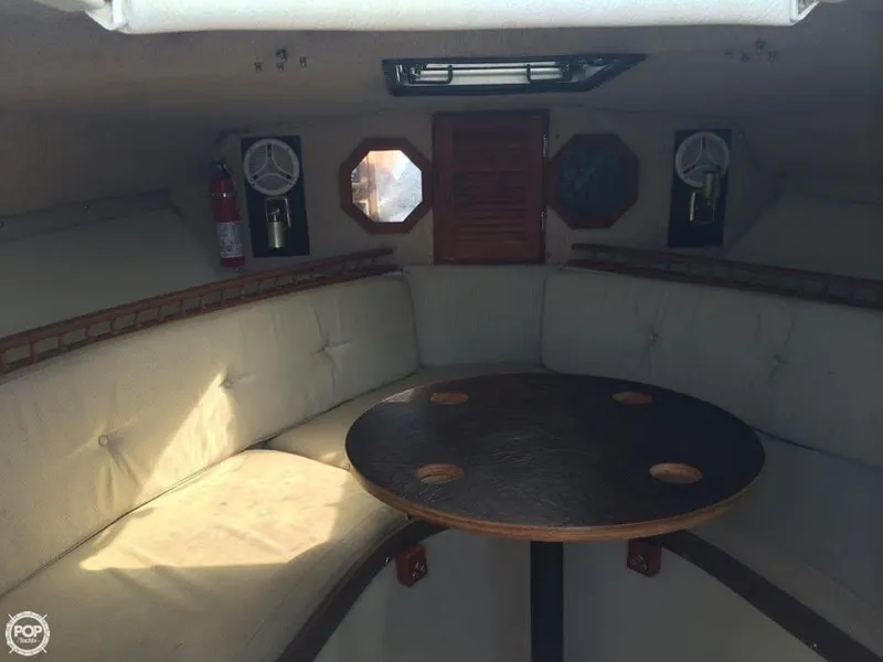 Slide: The Image of Boston Whaler 27 Cuddy 1989 - 9