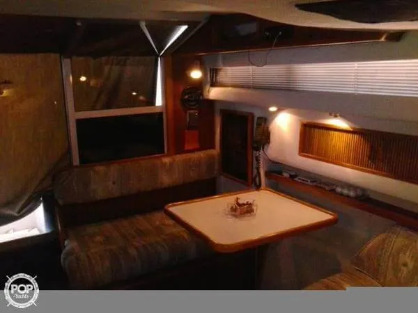 Slide: The Image of Sea Ray 300 Weekender 1988 - 10