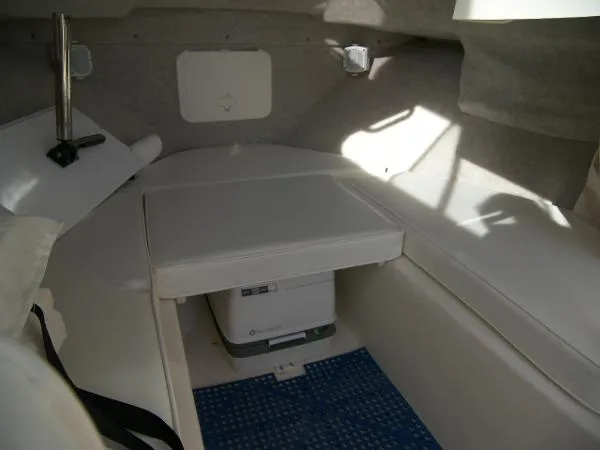 Slide: The Image of Parker Marine 2320 SL Sport Cabin 2005 - 10