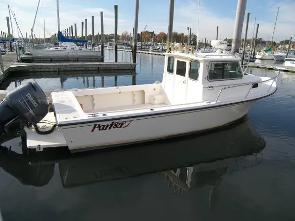 Slide: The Image of Parker Marine 2320 SL Sport Cabin 2005 - 2