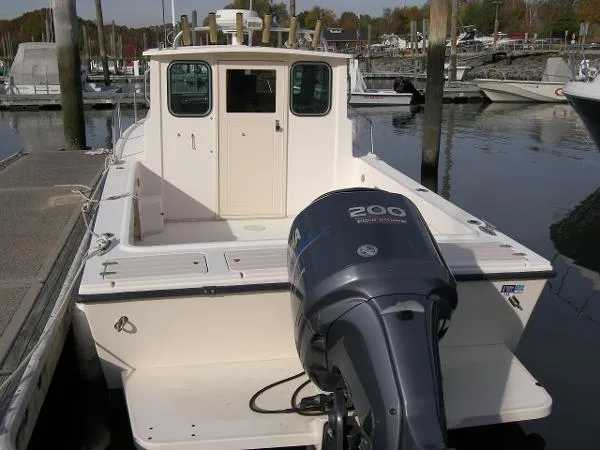 Slide: The Image of Parker Marine 2320 SL Sport Cabin 2005 - 4