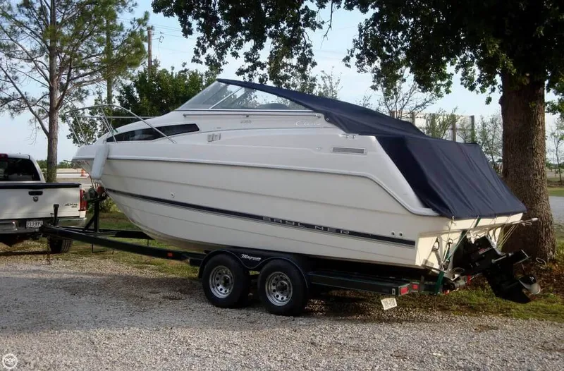 Slide: The Image of Bayliner 2355 Ciera Sunbridge 1998 - 2